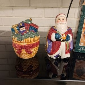 J.C. Penney Santa and Gift Basket S&P Shakers